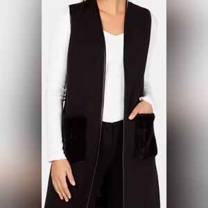 JM Collection Black Sleeveless Vest with Faux-Fur Pockets